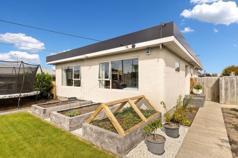 Photo of property in 1/86 Amyes Road, Hornby, Christchurch, 8042