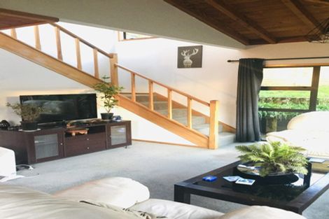 Photo of property in 86 Waimumu Road, Massey, Auckland, 0614