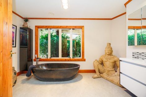 Photo of property in 355 Turitea Road, Turitea, Palmerston North, 4472