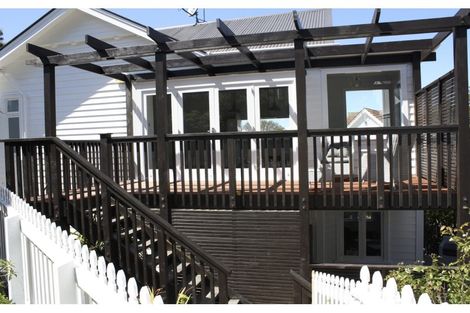 Photo of property in 33 Orchard Street, Wadestown, Wellington, 6012