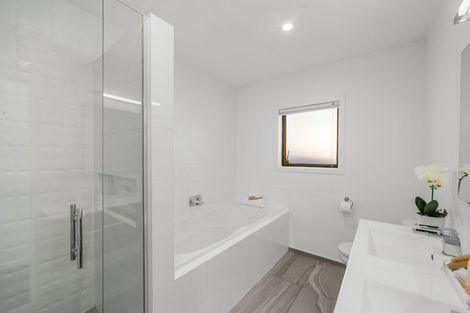 Photo of property in 14 Whitfield Street, Sumner, Christchurch, 8081