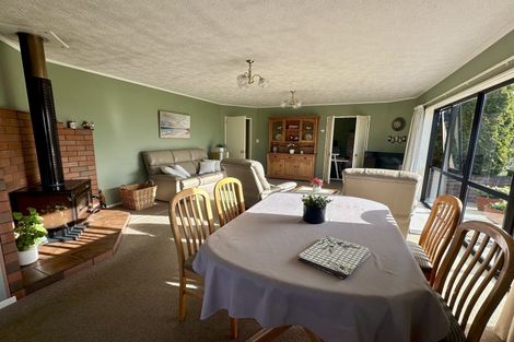 Photo of property in 748 Makarewa Browns Road, Ryal Bush, Invercargill, 9876