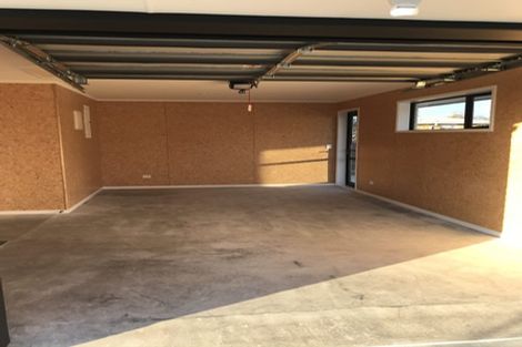 Photo of property in 30a Queenwood Road, Levin, 5510