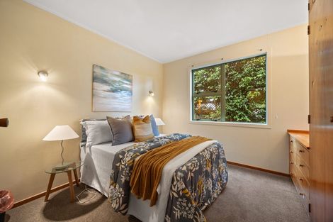Photo of property in 11 Cheriton Road, Mellons Bay, Auckland, 2014