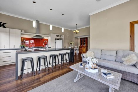 Photo of property in 28 Puriri Street, Hawera, 4610