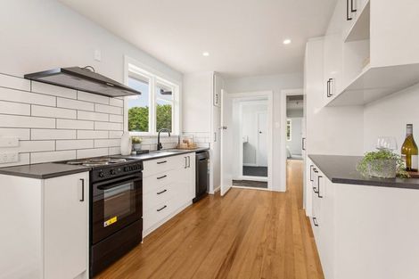 Photo of property in 43 Uxbridge Street, Redwood, Christchurch, 8051