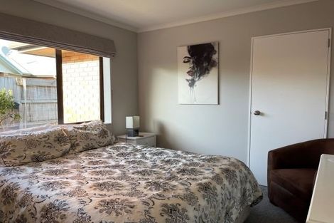 Photo of property in 12 Mynah Place, Welcome Bay, Tauranga, 3112