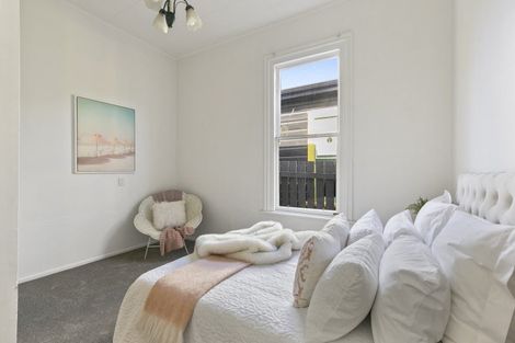 Photo of property in 10 Emmett Street, Newtown, Wellington, 6021