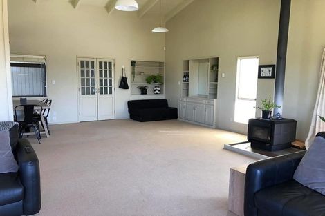 Photo of property in 16 Isobel Street, Acacia Bay, Taupo, 3330