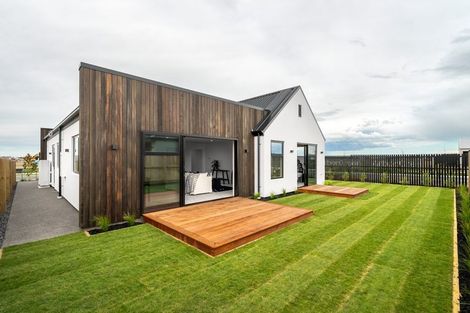 Photo of property in 28 Privet Way, Rolleston, 7678