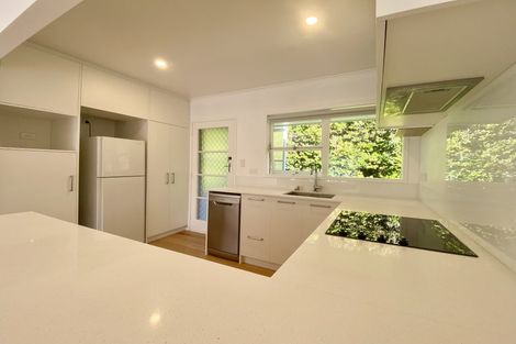 Photo of property in 3/405 Beach Road, Mairangi Bay, Auckland, 0630