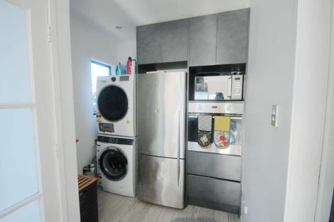 Photo of property in 11 Elvira Place, Ranui, Auckland, 0612