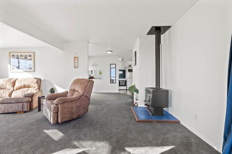 Photo of property in 11 Glengarry Place, Hilltop, Taupo, 3330