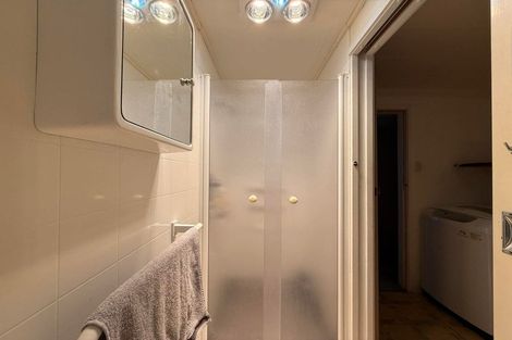 Photo of property in 4 Peach Tree Grove, Maungaraki, Lower Hutt, 5010