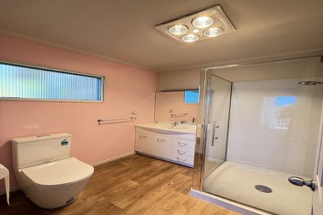 Photo of property in 4 Astor Place, Orewa, 0931