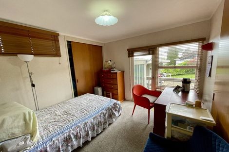 Photo of property in 13 Carlisle Road, Torbay, Auckland, 0630