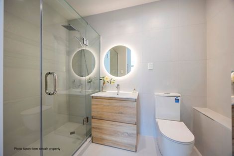 Photo of property in 53 Taukahiwi Road, Pukekohe, 2120