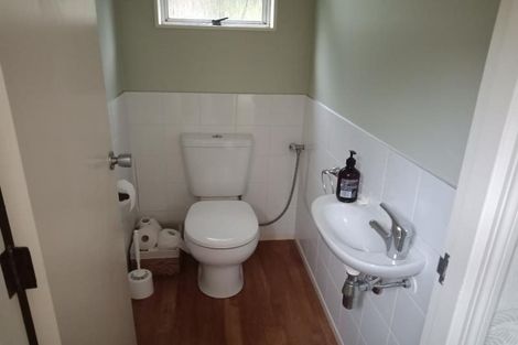 Photo of property in 68b Chatsworth Road, Silverstream, Upper Hutt, 5019