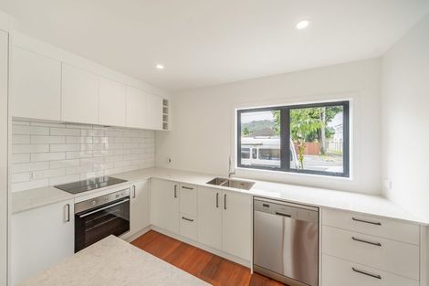 Photo of property in 1/104 Martin Street, Wallaceville, Upper Hutt, 5018