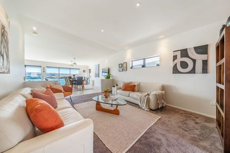 Photo of property in 22 The Anchorage, Whitby, Porirua, 5024