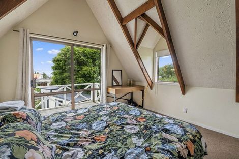 Photo of property in 19 Irwin Place, Kinloch, Taupo, 3377