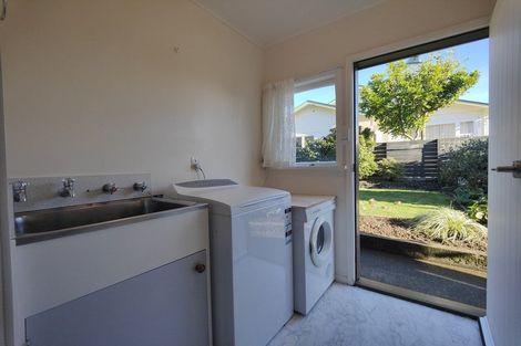 Photo of property in 20 Lochiel Road, Khandallah, Wellington, 6035