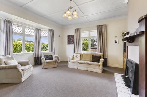 Photo of property in 96 Tukapa Street, Westown, New Plymouth, 4310