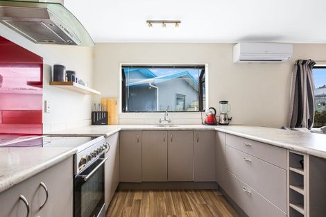 Photo of property in 115a Makarini Street, Paraparaumu, 5032