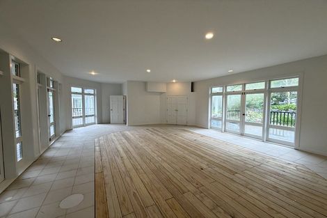 Photo of property in 14 Amreins Road, Waitakere, Henderson, 0782