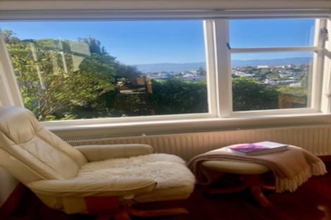 Photo of property in 82 Todman Street, Brooklyn, Wellington, 6021