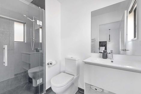 Photo of property in 1 Rehua Place, Waiwhakaiho, New Plymouth, 4312