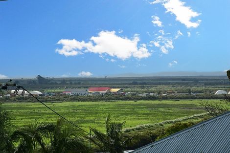 Photo of property in 7 Karaka Street, Helensville, 0800