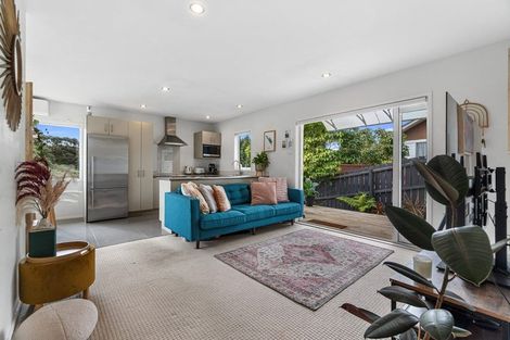 Photo of property in 3a Katrina Place, Massey, Auckland, 0614