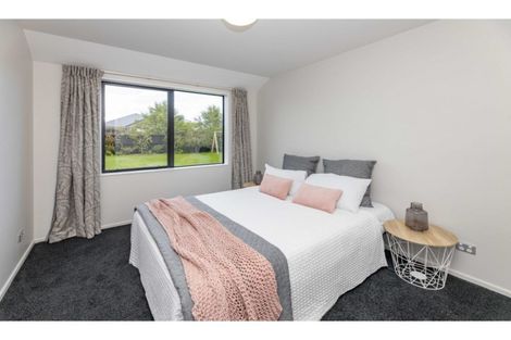 Photo of property in 39 Jacks Drive, West Melton, 7618