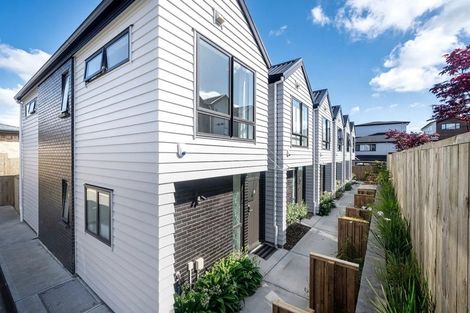 Photo of property in 4/12 Ayr Road, Pakuranga, Auckland, 2010
