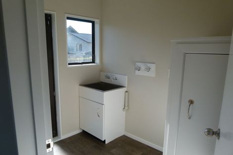 Photo of property in 37 Madison Avenue, Milson, Palmerston North, 4414