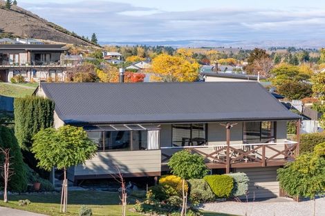 Photo of property in 27 Fraser Street, Clyde, 9330