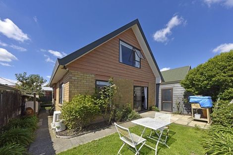 Photo of property in 4/23 Tower Street, Hornby, Christchurch, 8042