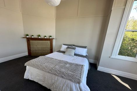 Photo of property in 11 Vogel Street, Mount Victoria, Wellington, 6011