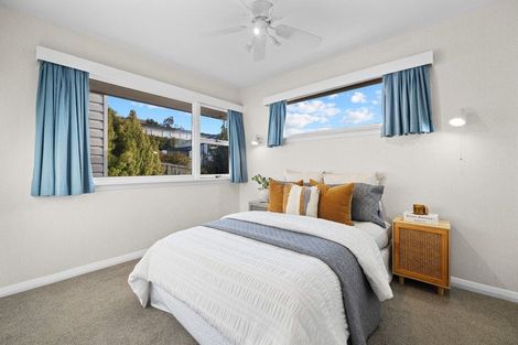 Photo of property in 96 Moncks Spur Road, Redcliffs, Christchurch, 8081