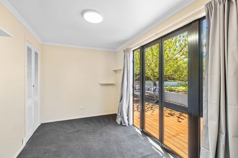 Photo of property in 49 Paynters Avenue, Strandon, New Plymouth, 4312