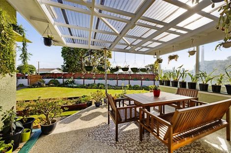Photo of property in 22 Kapuni Street, Manaia, 4612