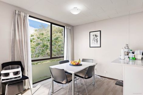 Photo of property in 33 Starforth Place, Henderson, Auckland, 0612