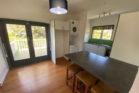 Photo of property in 90 Sunshine Avenue, Karori, Wellington, 6012