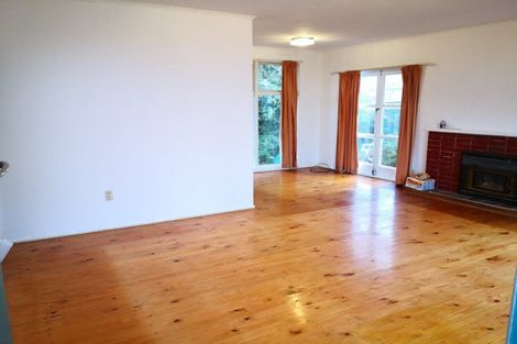 Photo of property in 156 Sunset Road, Unsworth Heights, Auckland, 0632