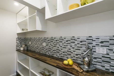 Photo of property in 29a Thurleigh Grove, Karori, Wellington, 6012