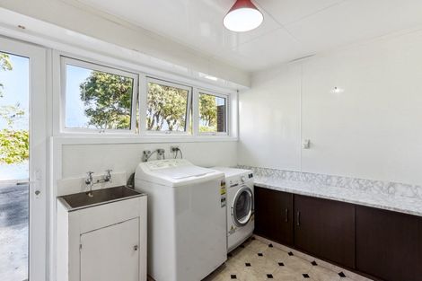 Photo of property in 7 Nuhaka Place, Paraparaumu Beach, Paraparaumu, 5032