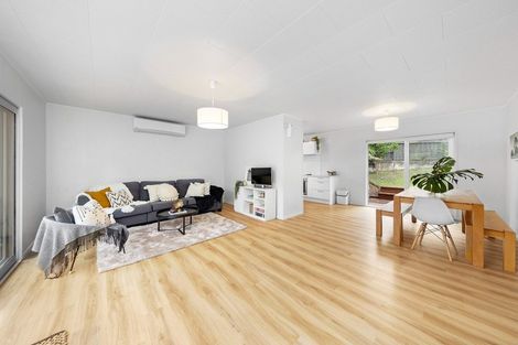 Photo of property in 150 Seabrook Avenue, New Lynn, Auckland, 0600