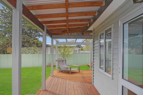 Photo of property in 15 Simons Street, Twizel, 7901