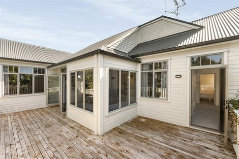 Photo of property in 111 Kaitemako Road, Welcome Bay, Tauranga, 3112
